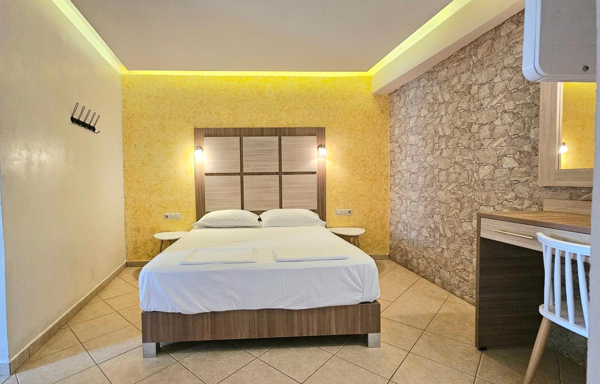 Minos Boutique Hotel 아기아갈리니 외부 사진